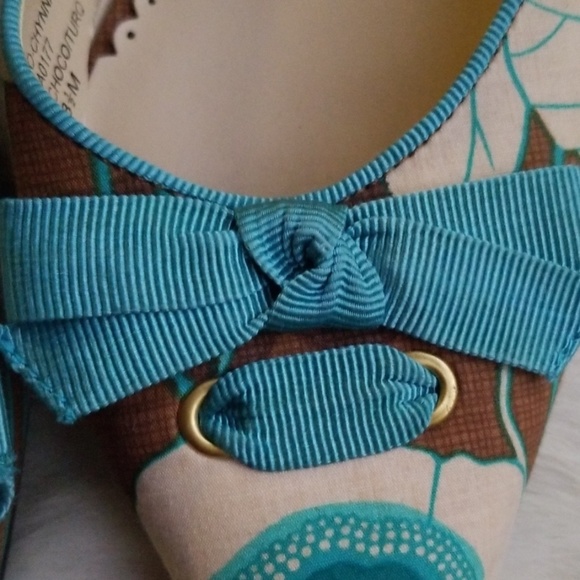 βHPπ¦Oscar de la Renta Mules - Picture 6 of 8